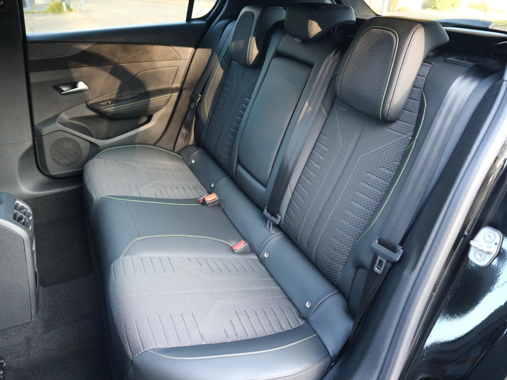 Peugeot 308 (KGZ37T) met abonnement