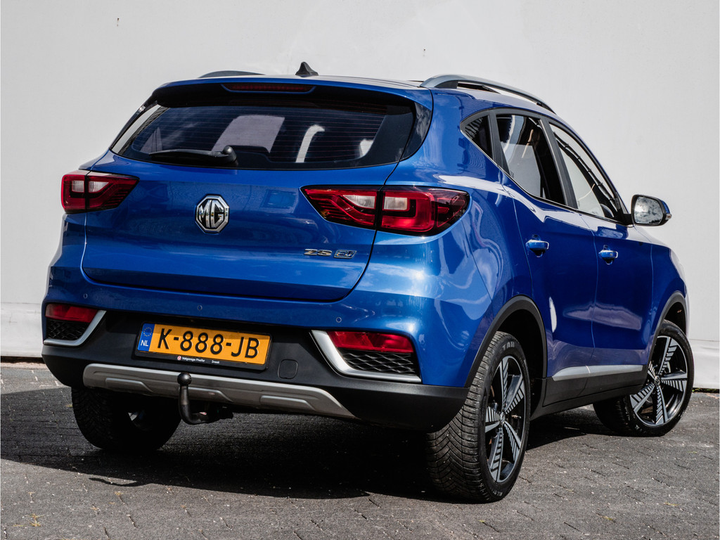 MG ZS-EV (K888JB) met abonnement
