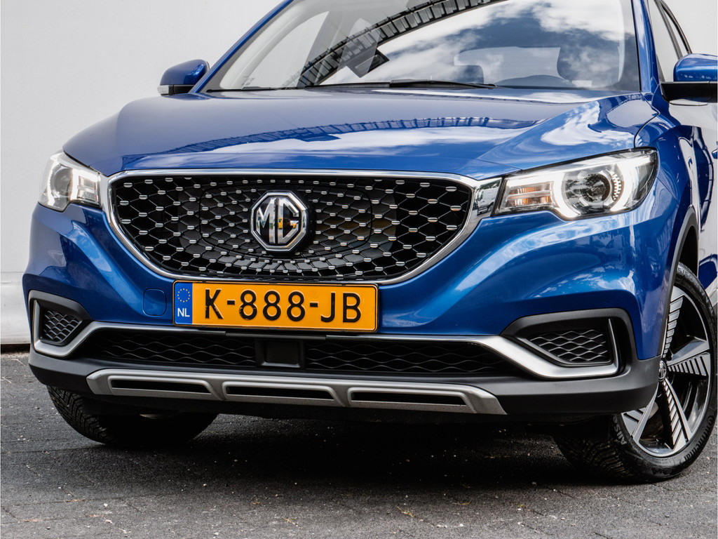 MG ZS-EV (K888JB) met abonnement