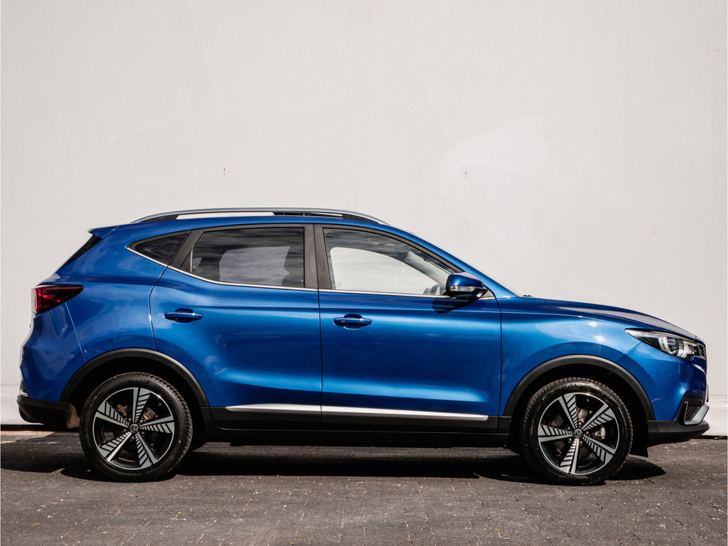 MG ZS-EV (K888JB) met abonnement