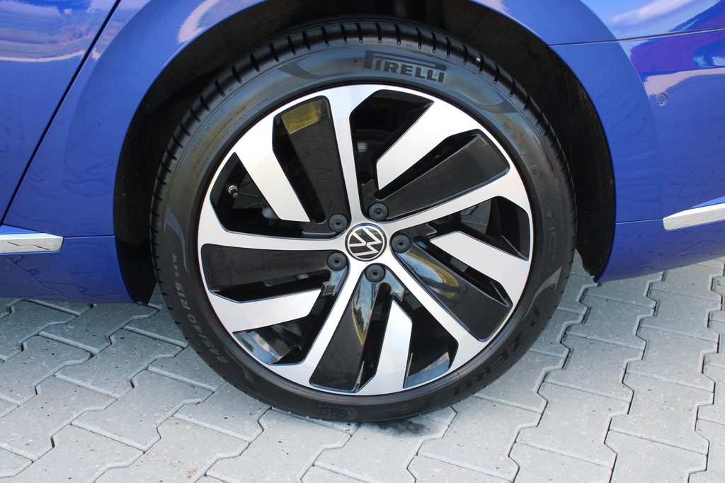 Volkswagen Arteon Shooting Brake (KSJ45K) met abonnement