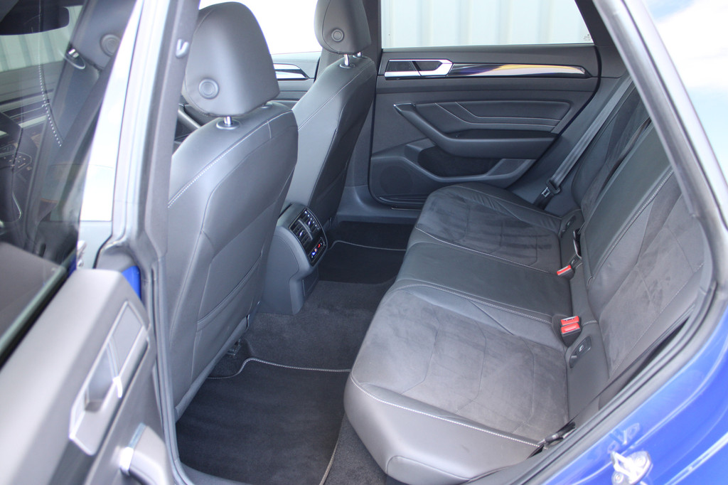 Volkswagen Arteon Shooting Brake (KSJ45K) met abonnement
