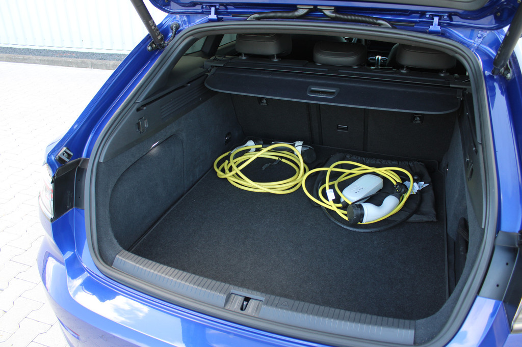 Volkswagen Arteon Shooting Brake (KSJ45K) met abonnement