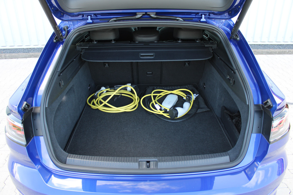 Volkswagen Arteon Shooting Brake (KSJ45K) met abonnement