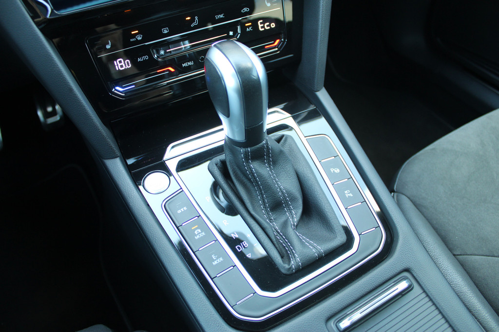 Volkswagen Arteon Shooting Brake (KSJ45K) met abonnement