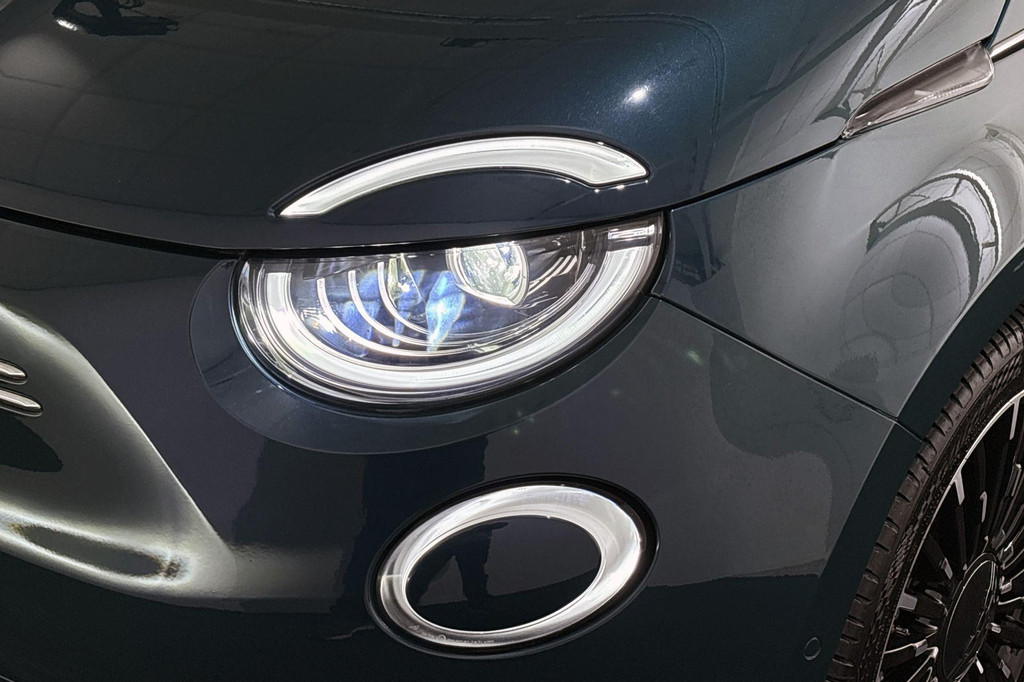 Fiat 500C (KKT26P) met abonnement