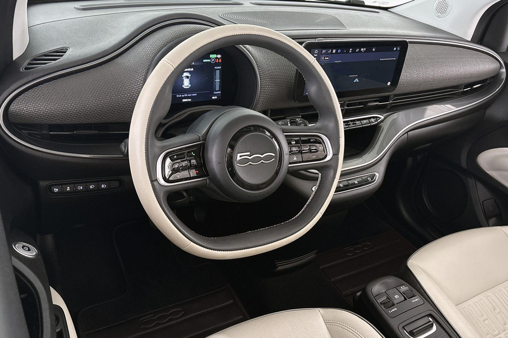 Fiat 500C (KKT26P) met abonnement