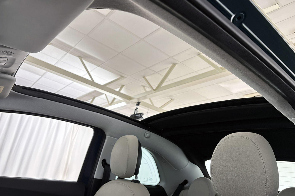 Fiat 500C (KKT26P) met abonnement