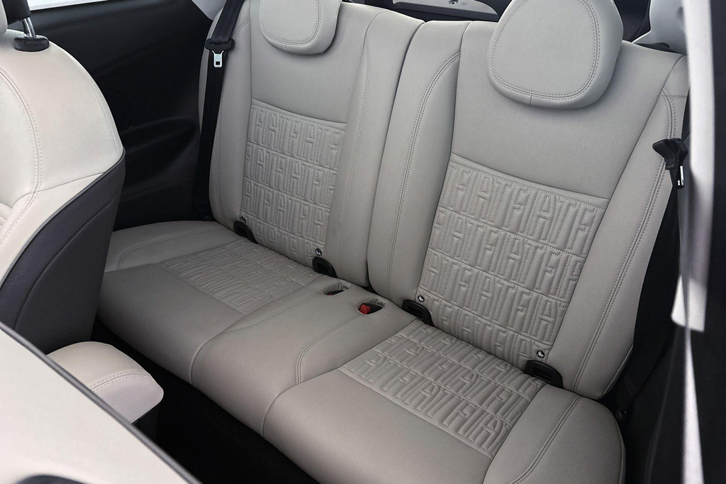 Fiat 500C (KKT26P) met abonnement
