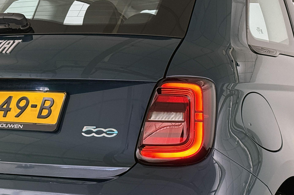 Fiat 500e (KRB49B) met abonnement