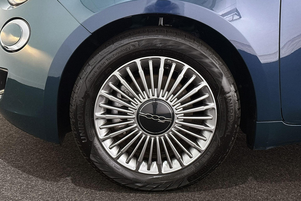 Fiat 500e (KRB49B) met abonnement