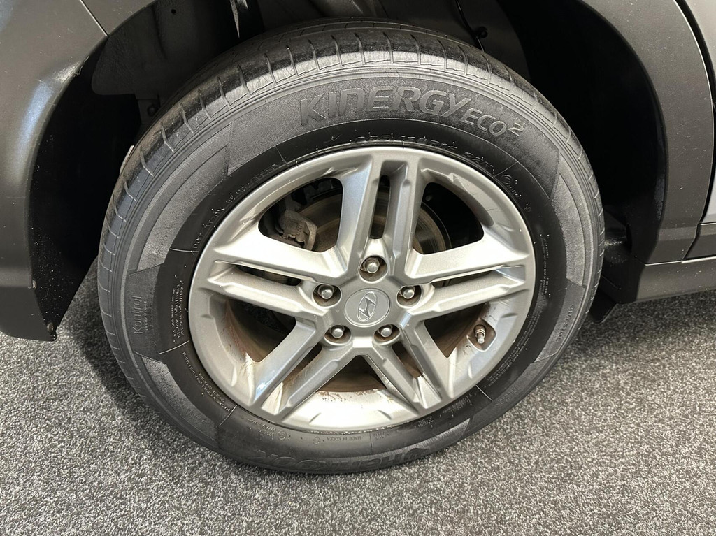 Hyundai Kona (H101VJ) met abonnement