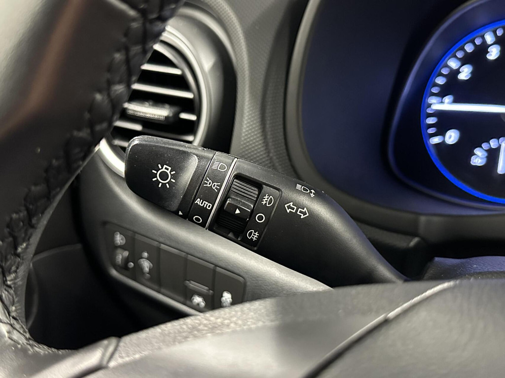Hyundai Kona (H101VJ) met abonnement