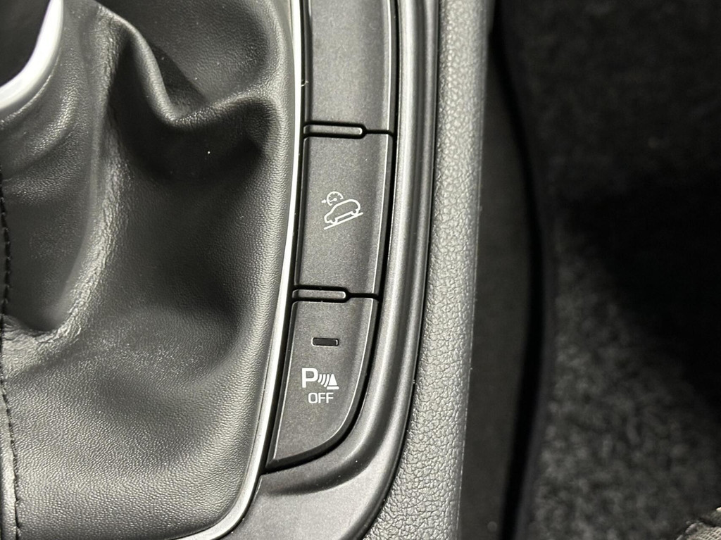 Hyundai Kona (H101VJ) met abonnement