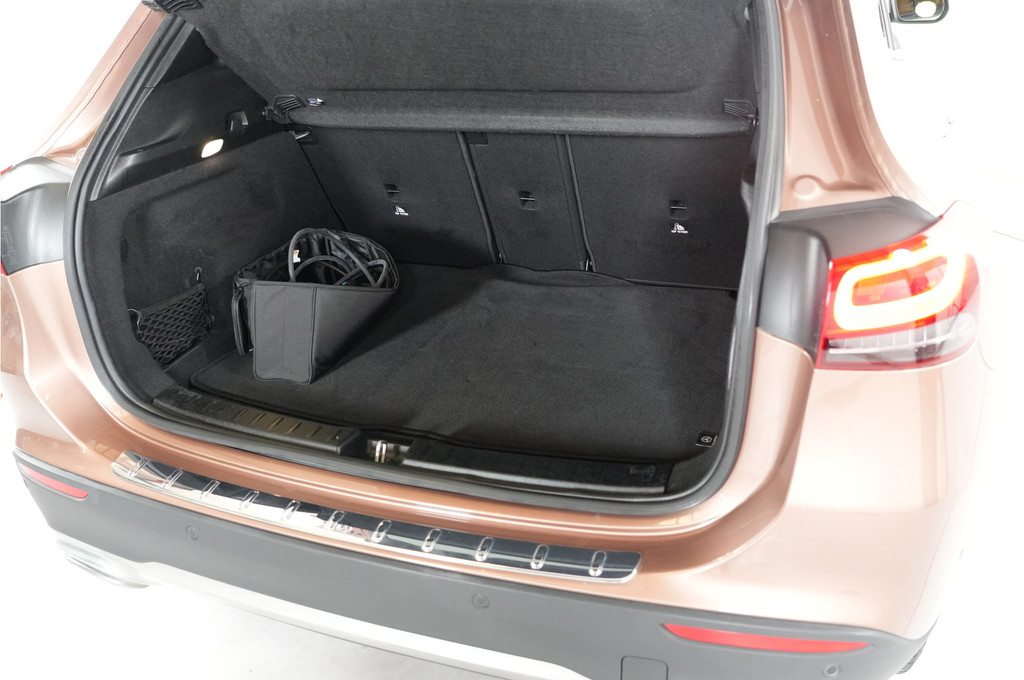 Mercedes-Benz GLA (KSV04V) met abonnement