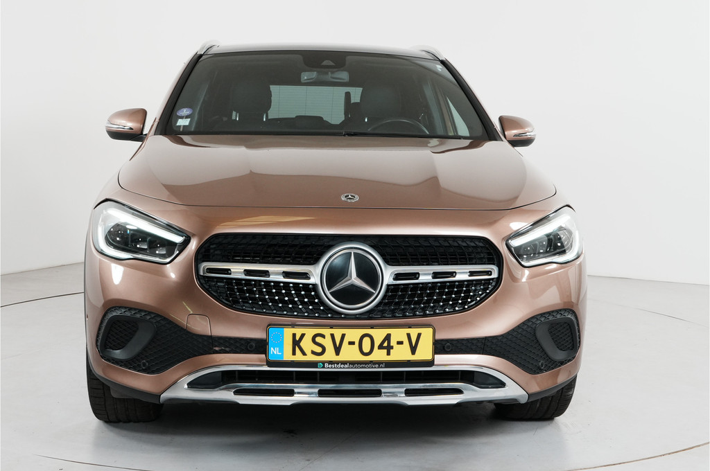 Mercedes-Benz GLA (KSV04V) met abonnement