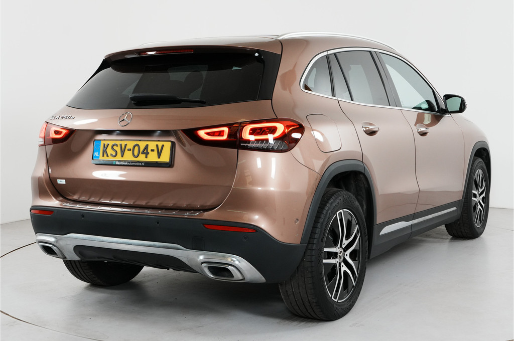 Mercedes-Benz GLA (KSV04V) met abonnement