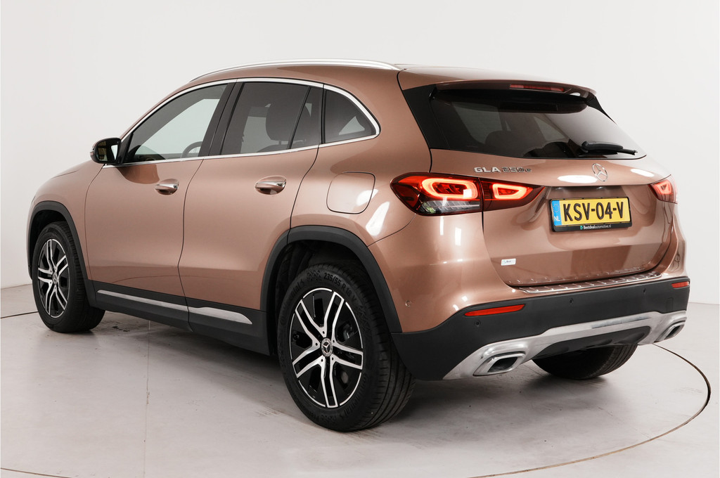 Mercedes-Benz GLA (KSV04V) met abonnement