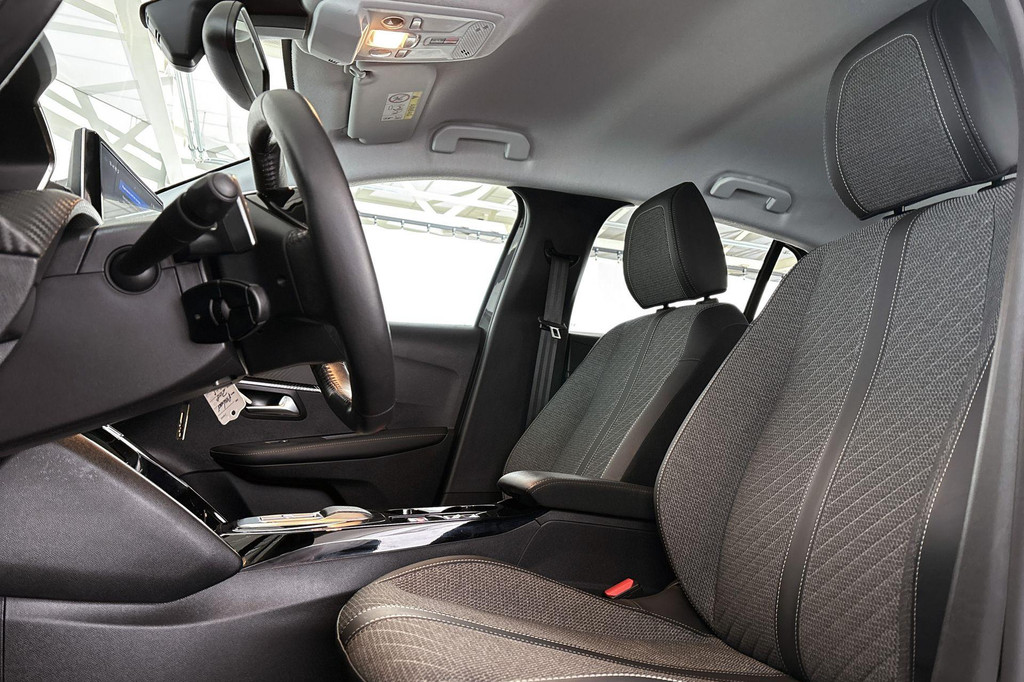 Peugeot 208 (HPS01T) met abonnement