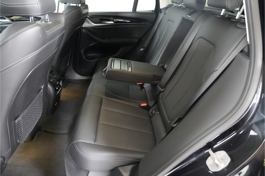 BMW X3 (KSV14R) met abonnement