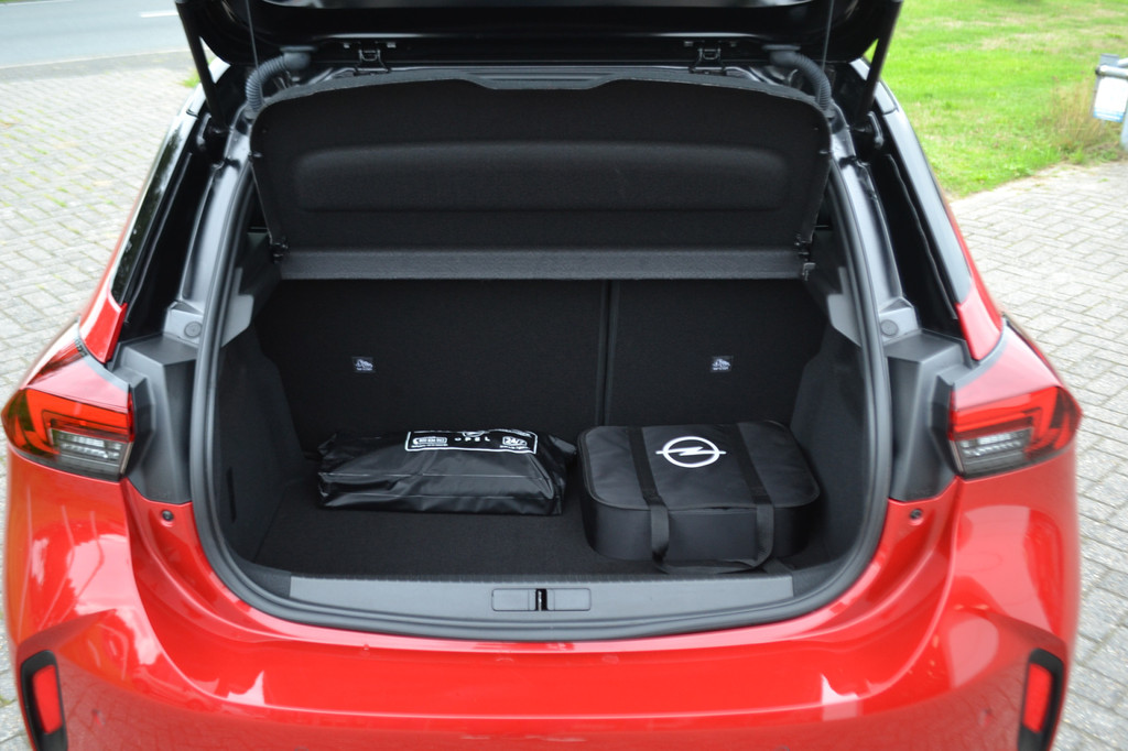 Opel CORSA-E (KRK42L) met abonnement