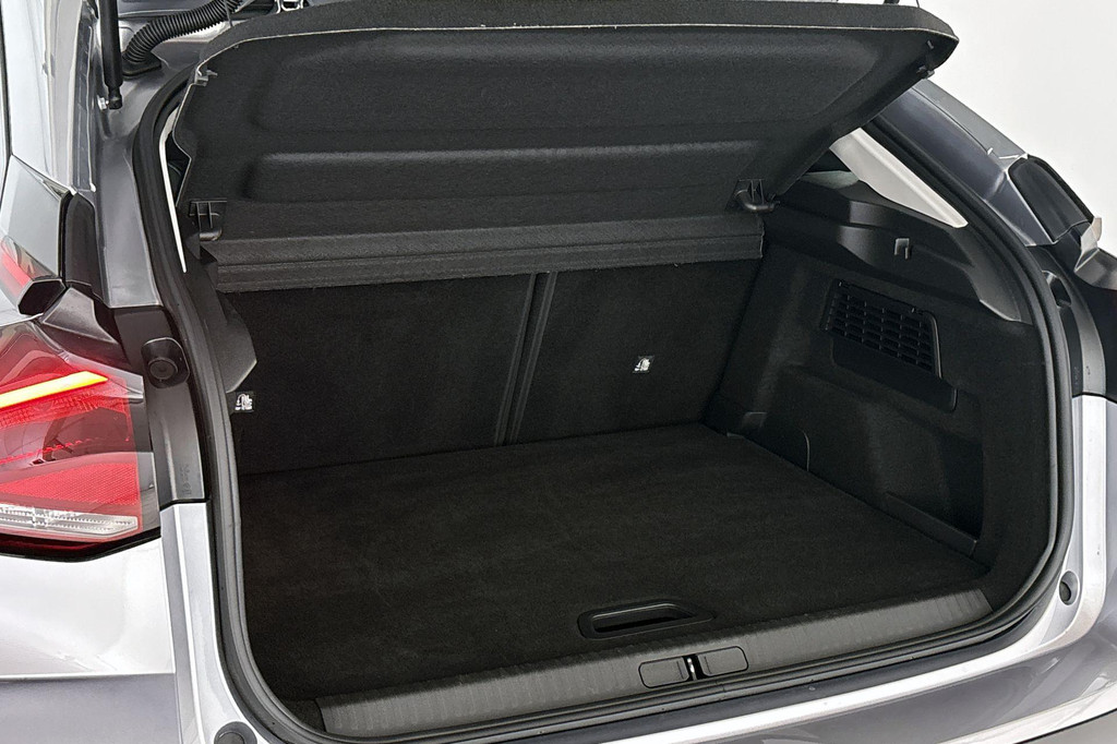 Citroën Ë-C4 (Z308FR) met abonnement