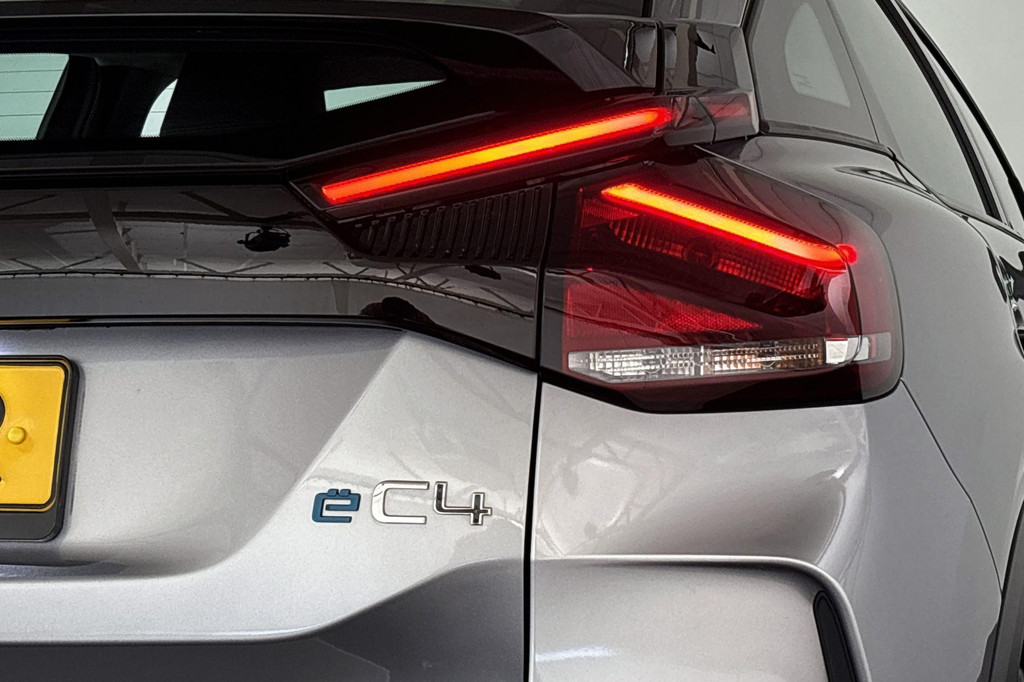 Citroën Ë-C4 (Z308FR) met abonnement