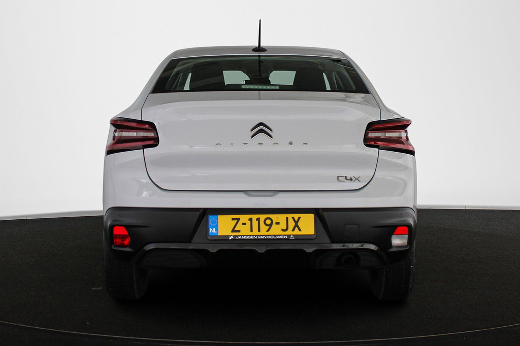 Citroën C4 (Z119JX) met abonnement