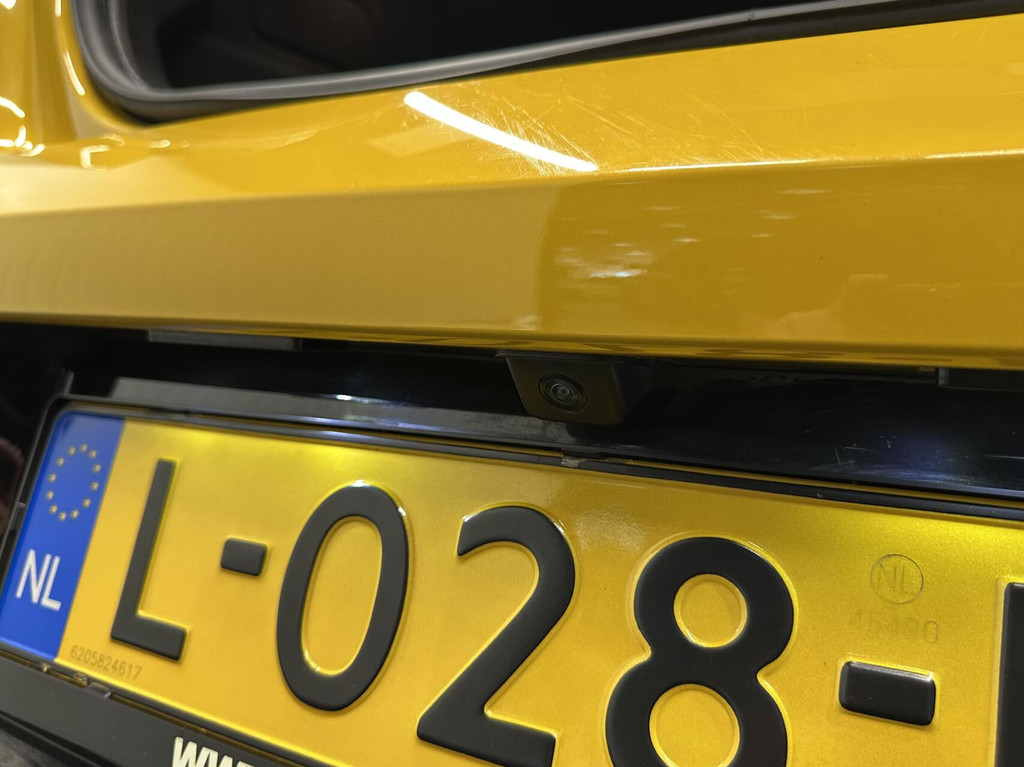 Peugeot e-208 (L028RN) met abonnement