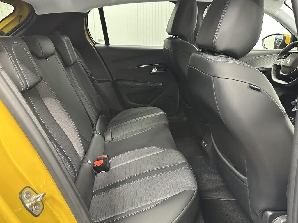 Peugeot e-208 (L028RN) met abonnement