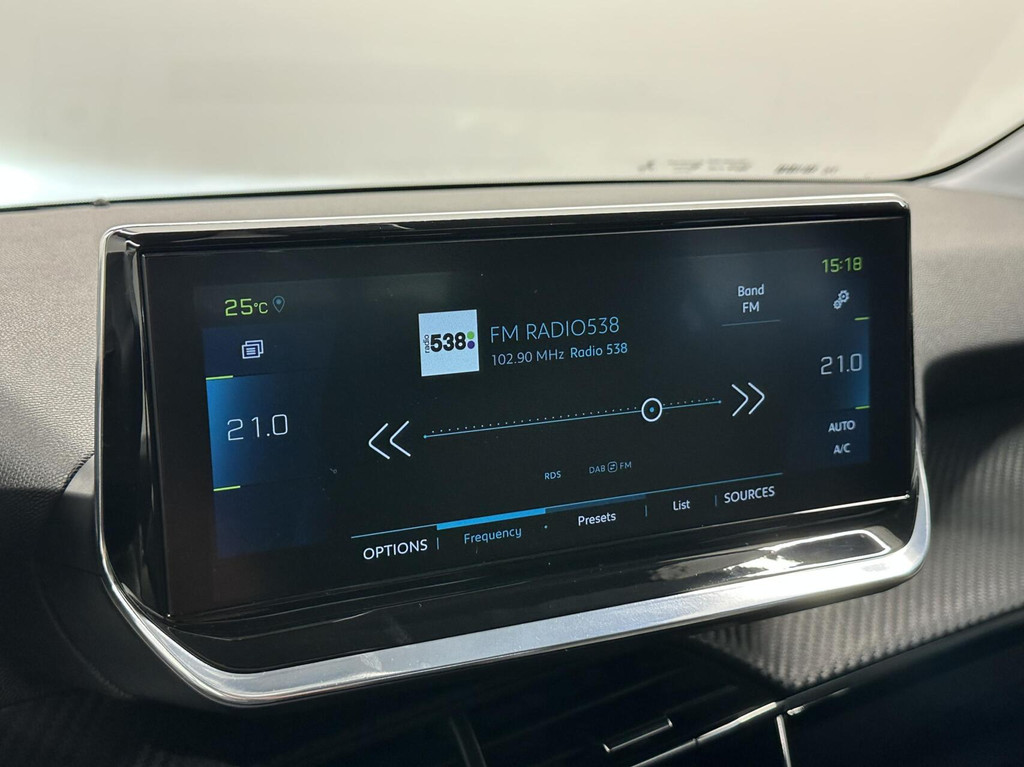 Peugeot e-208 (L028RN) met abonnement