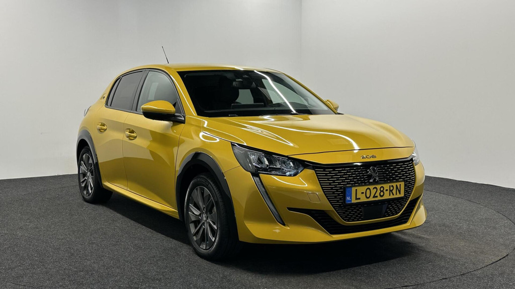 Peugeot e-208 (L028RN) met abonnement