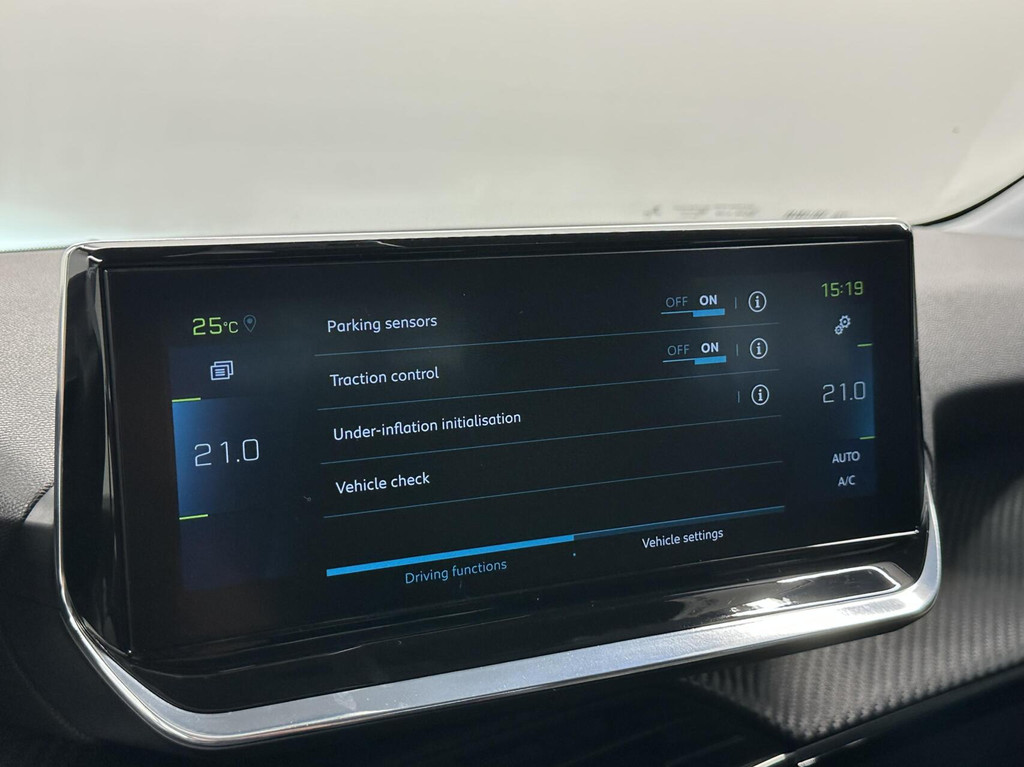 Peugeot e-208 (L028RN) met abonnement