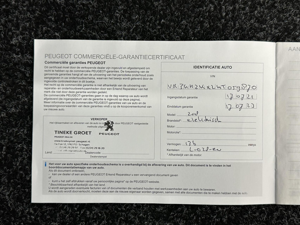 Peugeot e-208 (L028RN) met abonnement