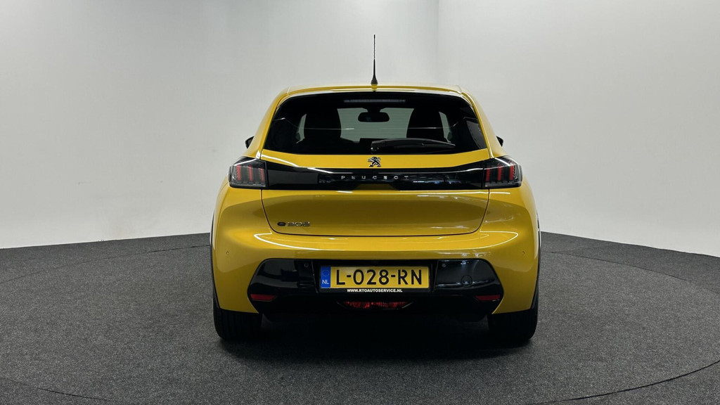 Peugeot e-208 (L028RN) met abonnement