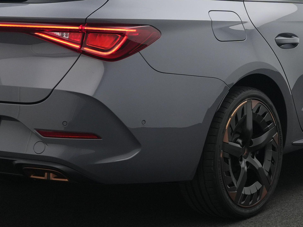 CUPRA Leon Sportstourer (HLV30K) met abonnement