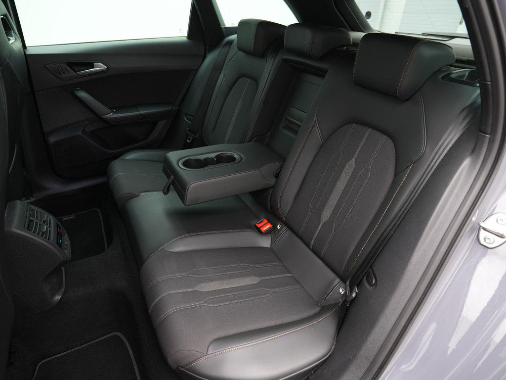 CUPRA Leon Sportstourer (HLV30K) met abonnement
