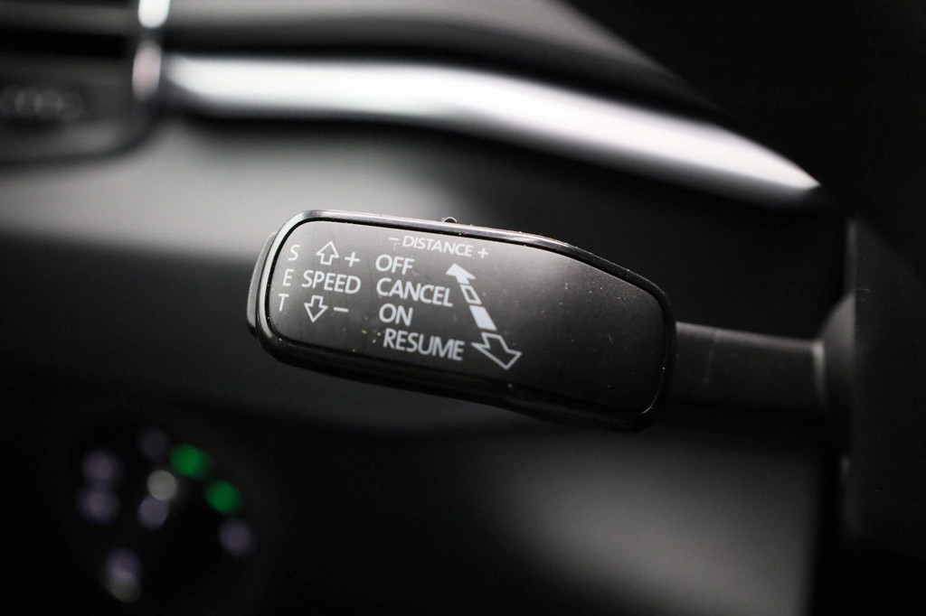 ŠKODA Karoq (S352HX) met abonnement