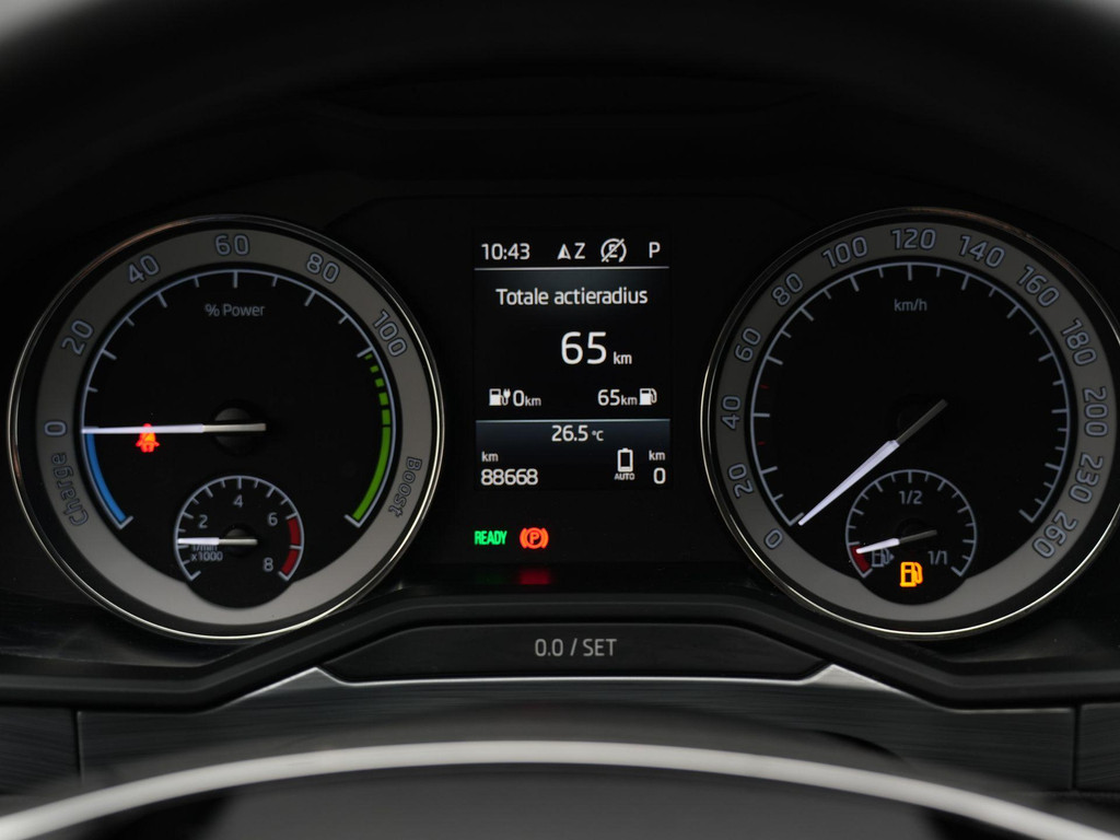 ŠKODA Superb (KRT17J) met abonnement