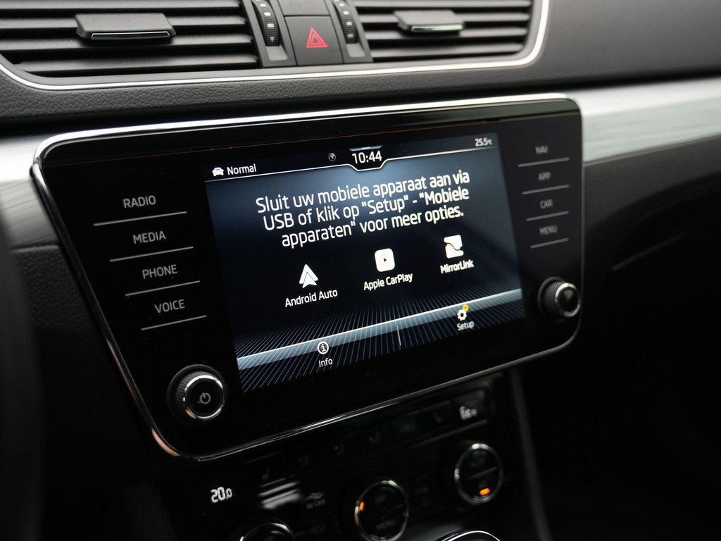 ŠKODA Superb (KRT17J) met abonnement