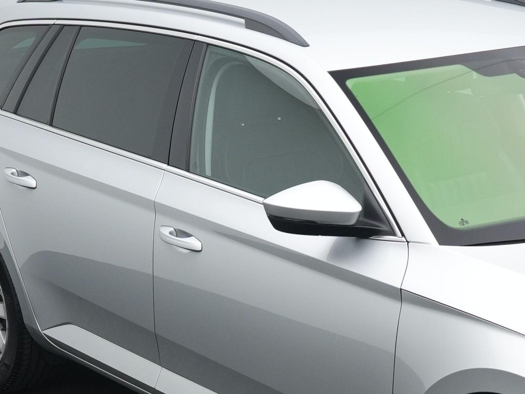 ŠKODA Superb (KRT17J) met abonnement