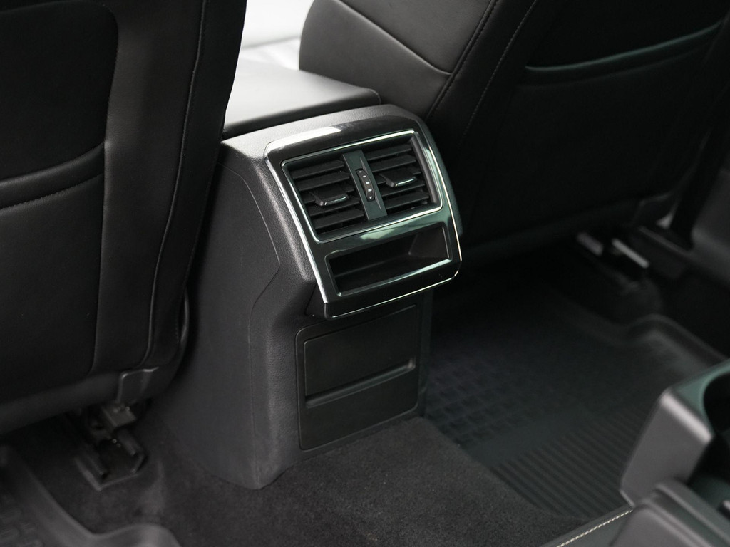 ŠKODA Superb (KRT17J) met abonnement
