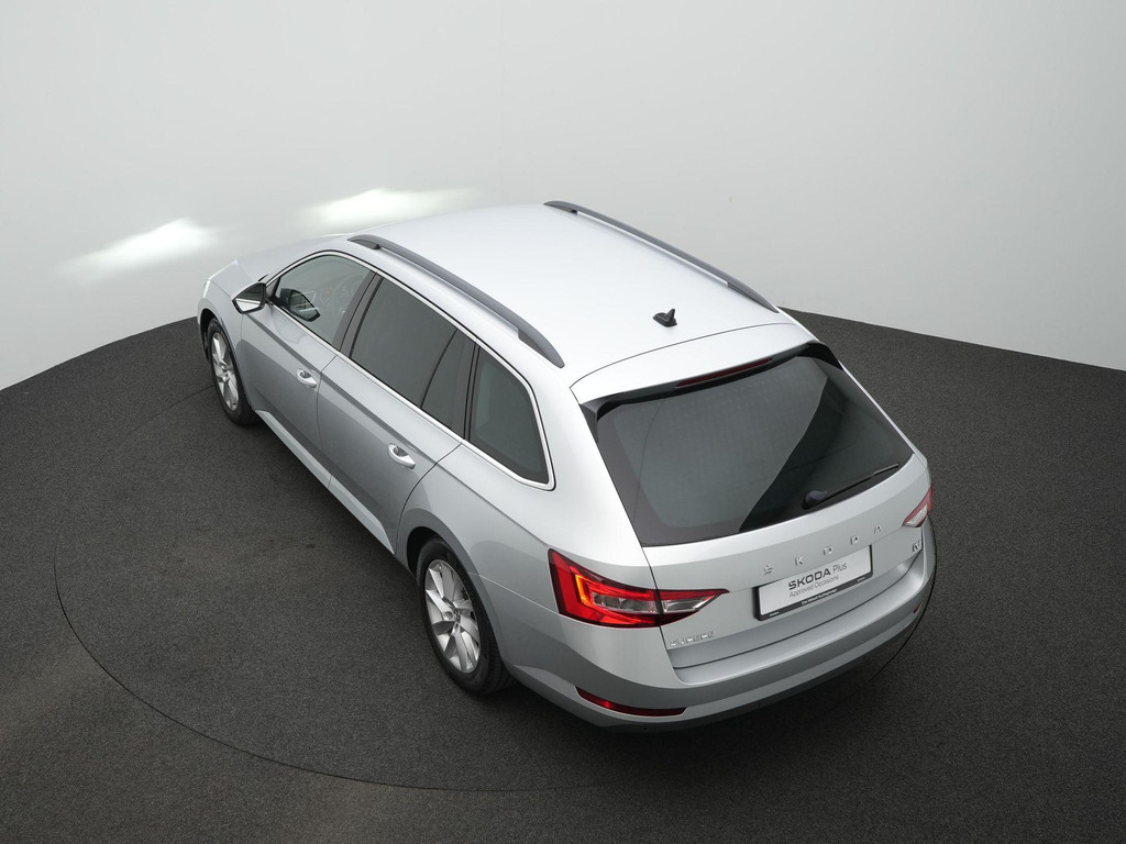 ŠKODA Superb (KRT17J) met abonnement