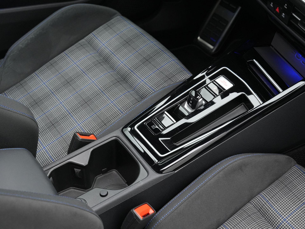 Volkswagen Golf GTE (KDB11G) met abonnement