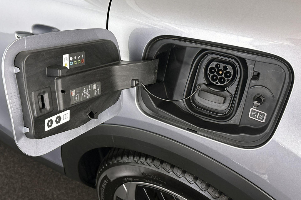 Citroën Ë-C4 (X677TZ) met abonnement