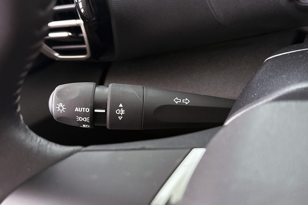 Citroën Ë-C4 (X677TZ) met abonnement