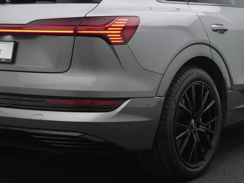 Audi e-tron (P331SJ) met abonnement