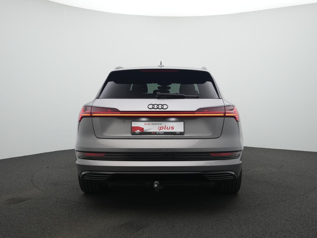 Audi e-tron (P331SJ) met abonnement