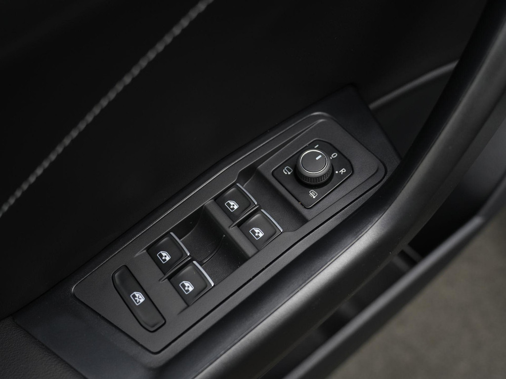 Volkswagen T-Roc (KSG99K) met abonnement