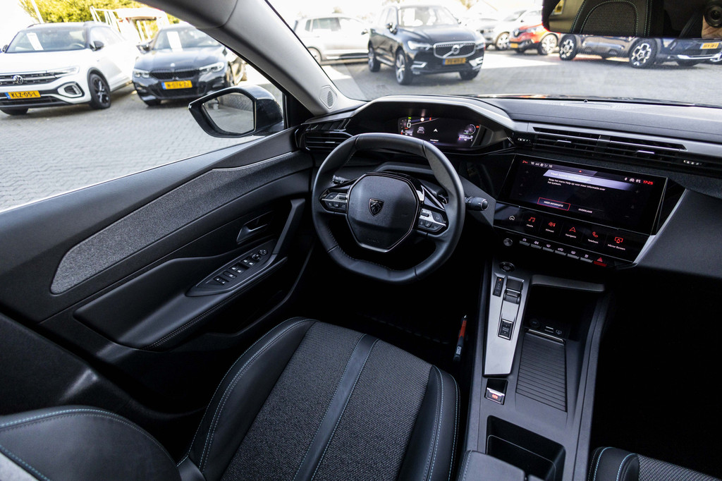 Peugeot 408 (HHK92H) met abonnement